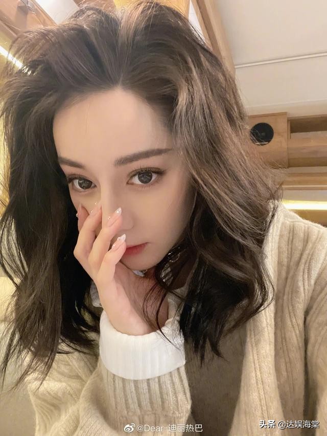 迪丽热巴毛发旺盛_女明星的毛_女明星体毛话题