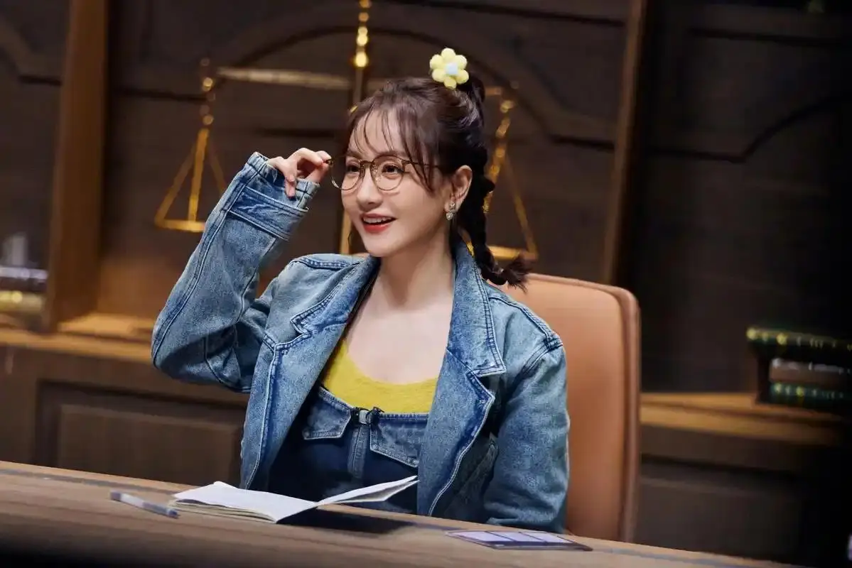 女明星身高与颜值不匹配_娱乐圈哪些女名星很矮_朱茵身高153cm演技颜值惊艳