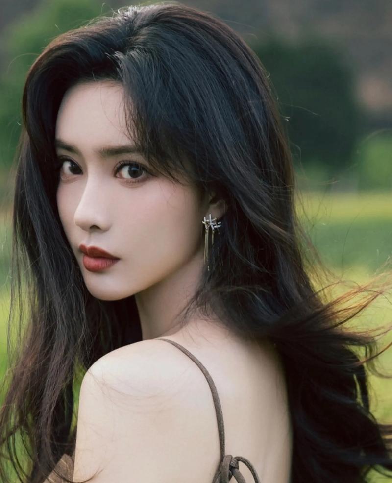 脸型明星标准女生_脸型明星_标准脸型女明星